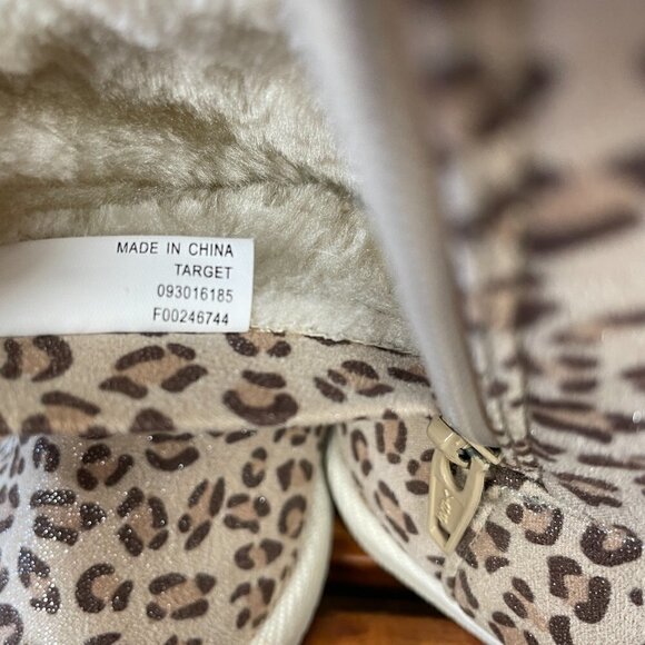 Cherokee Leopard Print Shearling Lined Boots - Picture 5 of 6